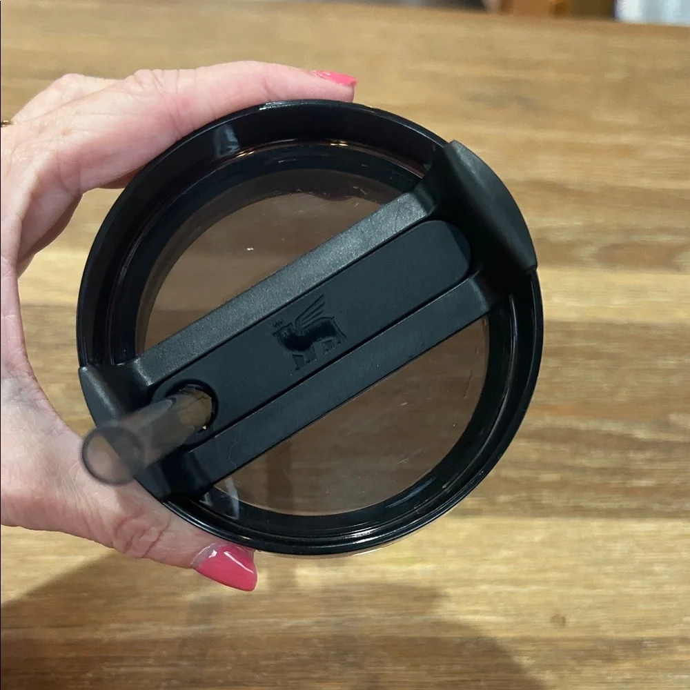 NWT Stanley Neon Orange 40oz Tumbler/Travel Mug with Handle NWT - Picture 7 of 10